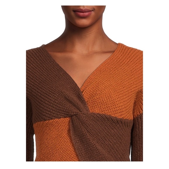 No Boundaries Juniors Front Sweater. 🌺 - Picture 7 of 7